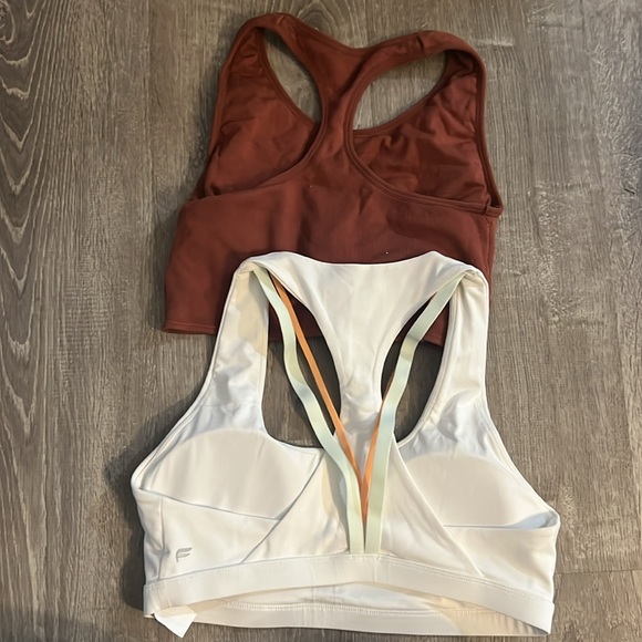Fabletics Bundle! - Picture 4 of 4